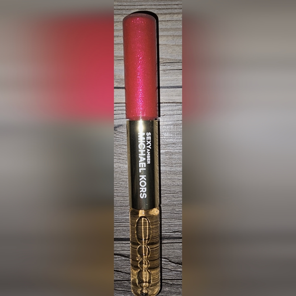 Michael Kors Sexy Amber Lip Gloss - Bold Pink